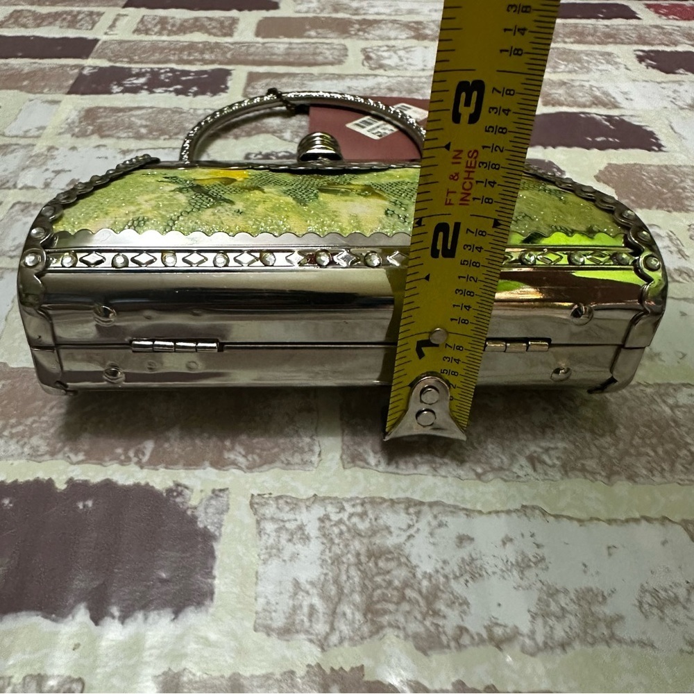 Classical Style Yellow and Silver Clutch Metal mini Bag - Picture 14 of 14